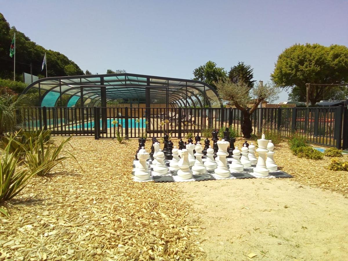 فندق Camping Les Couesnons روز سور كوسنون المظهر الخارجي الصورة